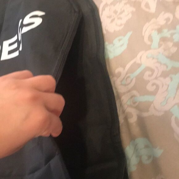 🎉1 hr sale 🎉Garment Bags 👗 - Picture 4 of 7